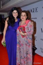 at Vogue_s 5th Anniversary bash in Trident, Mumbai on 22nd Sept 2012 (70).JPG